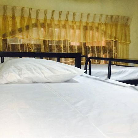 J Hostel Kandy Luaran gambar