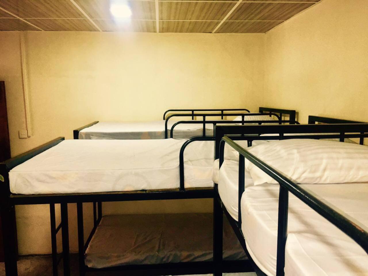 J Hostel Kandy Luaran gambar