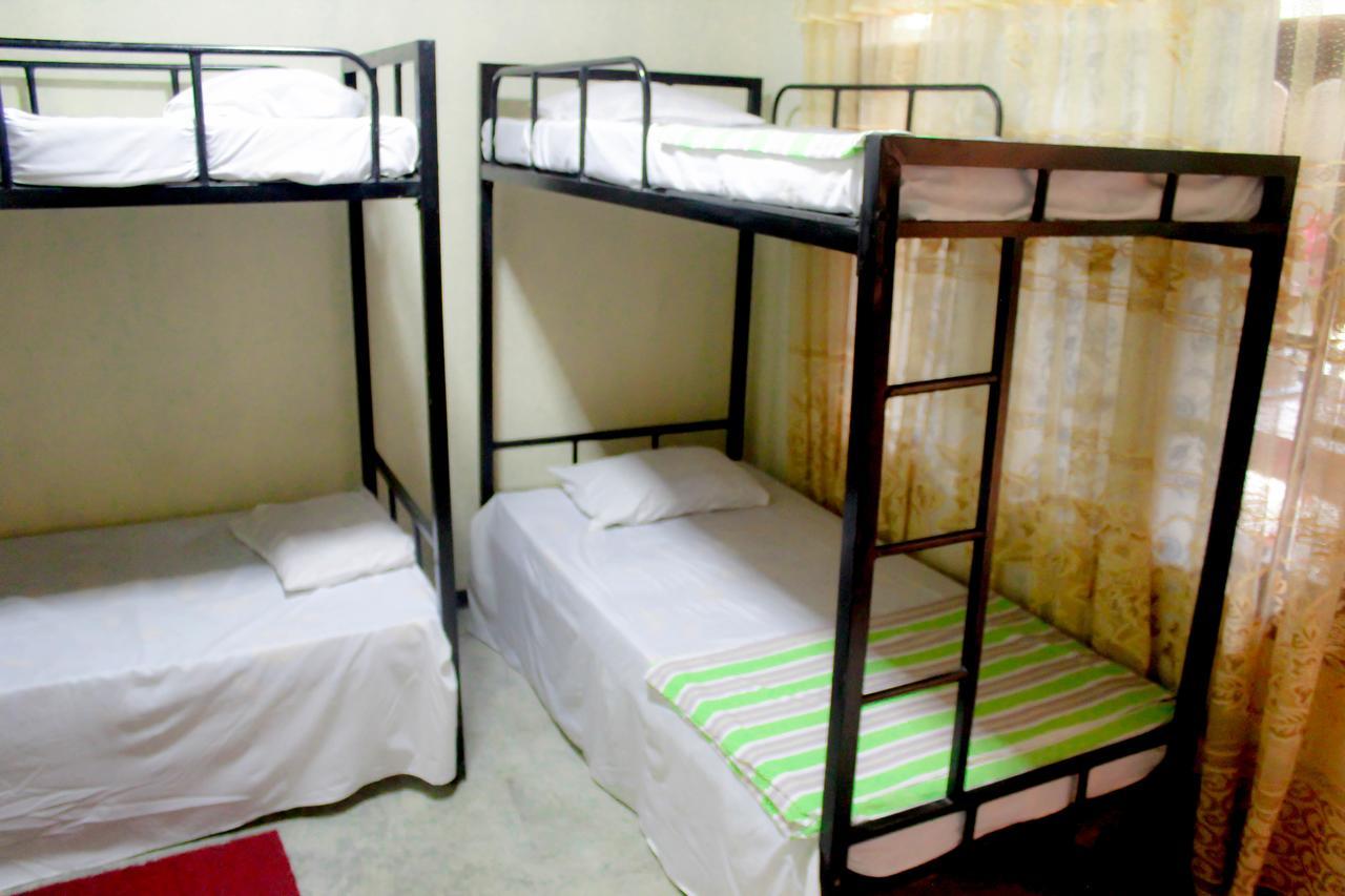 J Hostel Kandy Luaran gambar