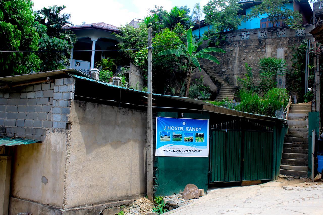 J Hostel Kandy Luaran gambar